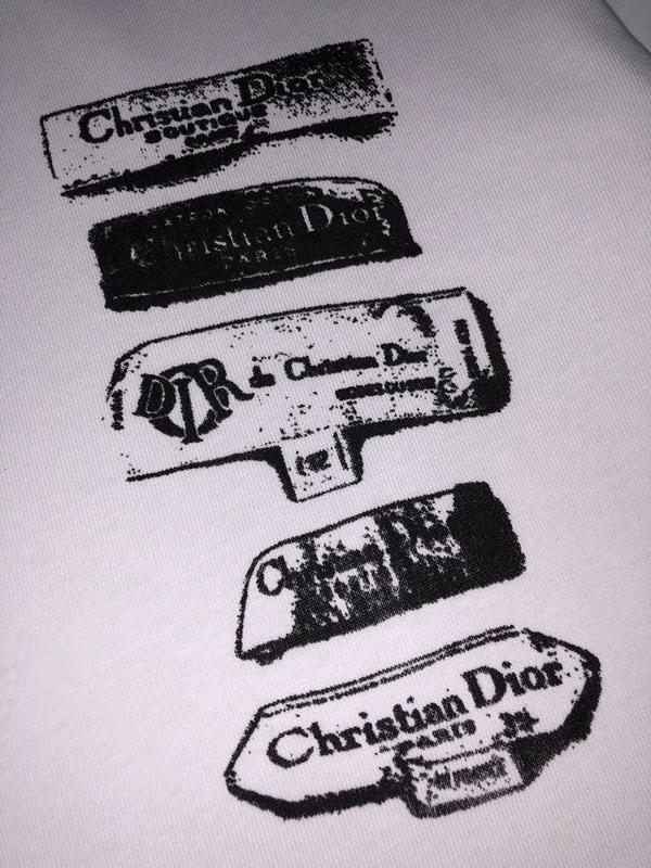 ブランドTシャツ角部分ディテール